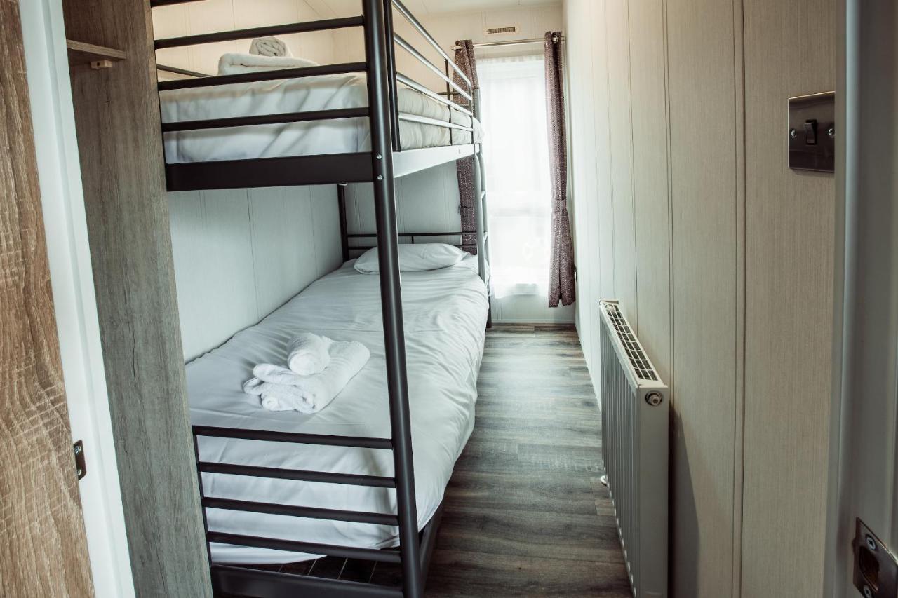 Hideaway By Liv Retreats Hotel Southrey  ภายนอก รูปภาพ
